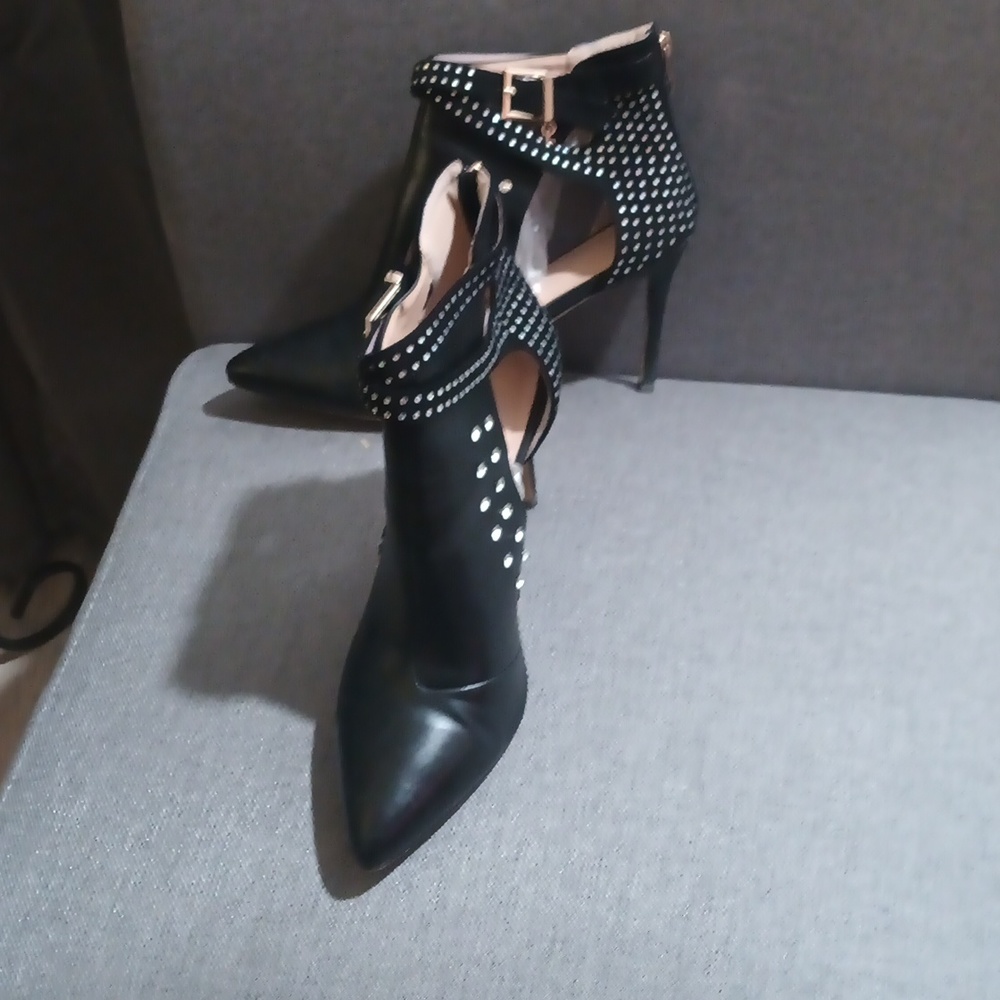Unbranded Women's 4 inch heel booties